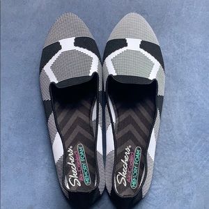 Skechers Cleo flats